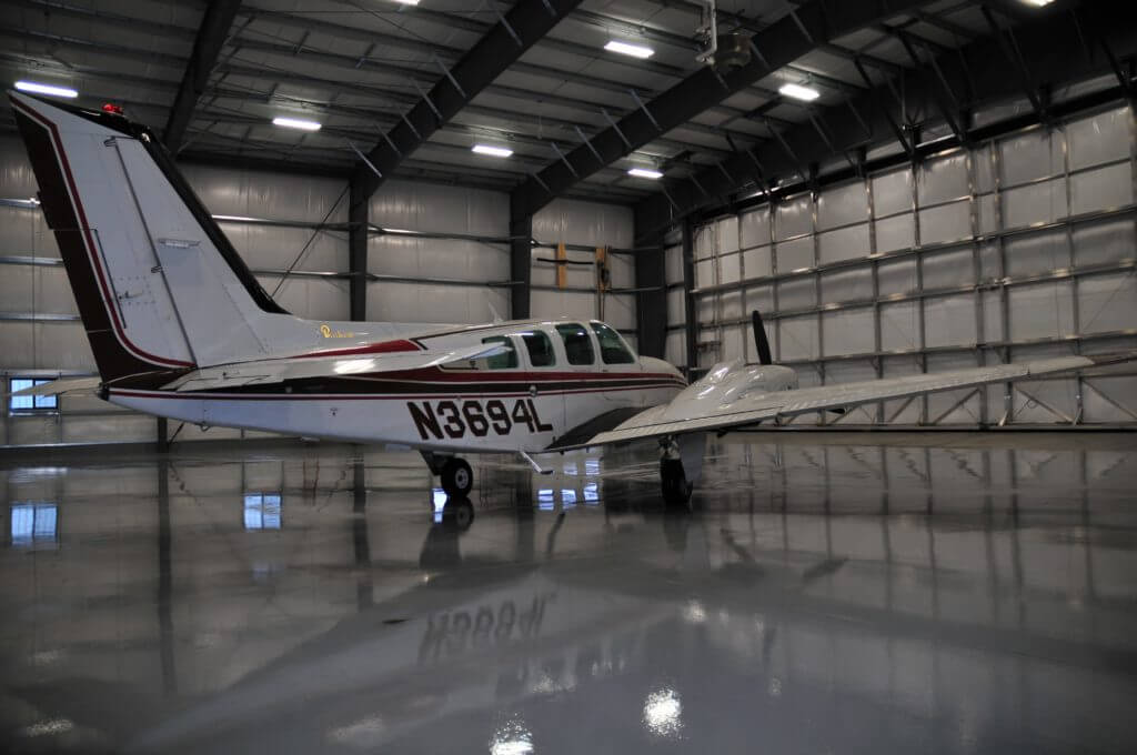 Beechcraft Baron 58.