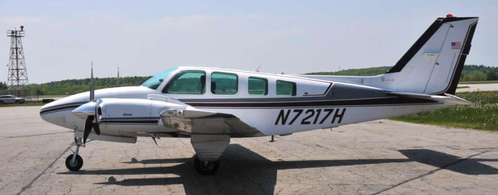 Beechcraft Baron 58 banner.